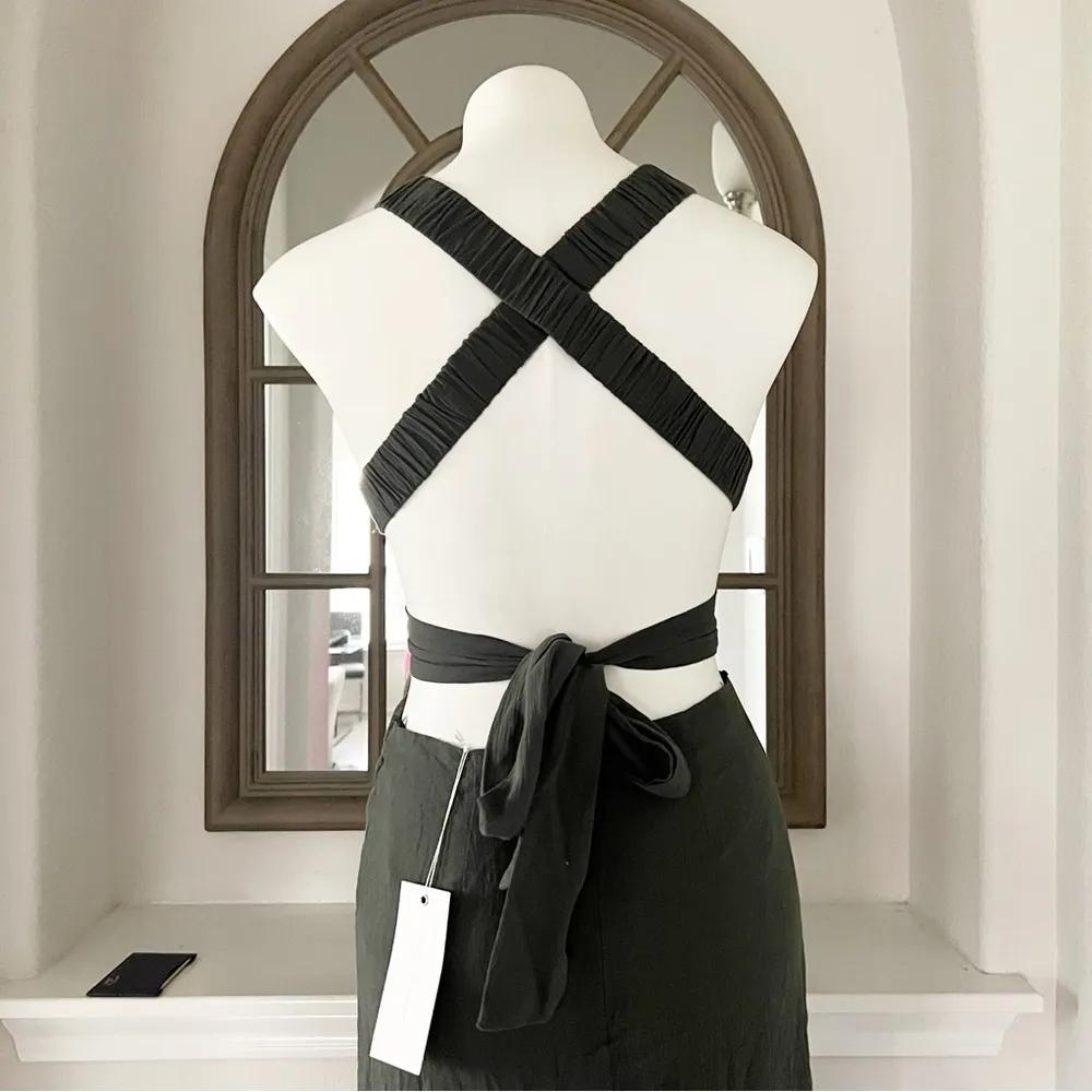 NWT Lush Cut-Out Maxi Dress, Moss Green, Size S New w/Tag - Image 8