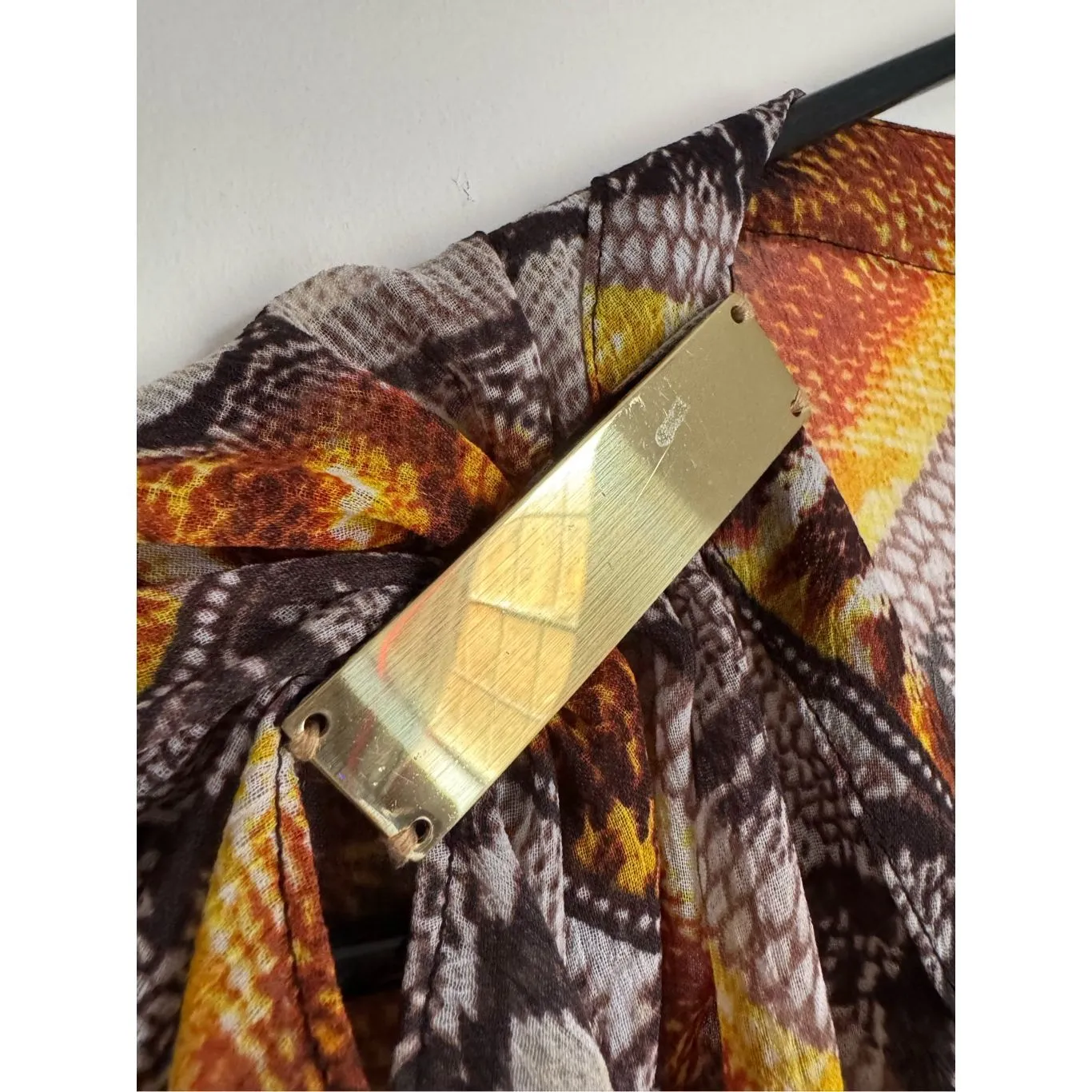 Peter Nygard Women's Grey Snakeskin Printed Sheer‎ Butterfly Sleeve sz XL Blouse - Image 4