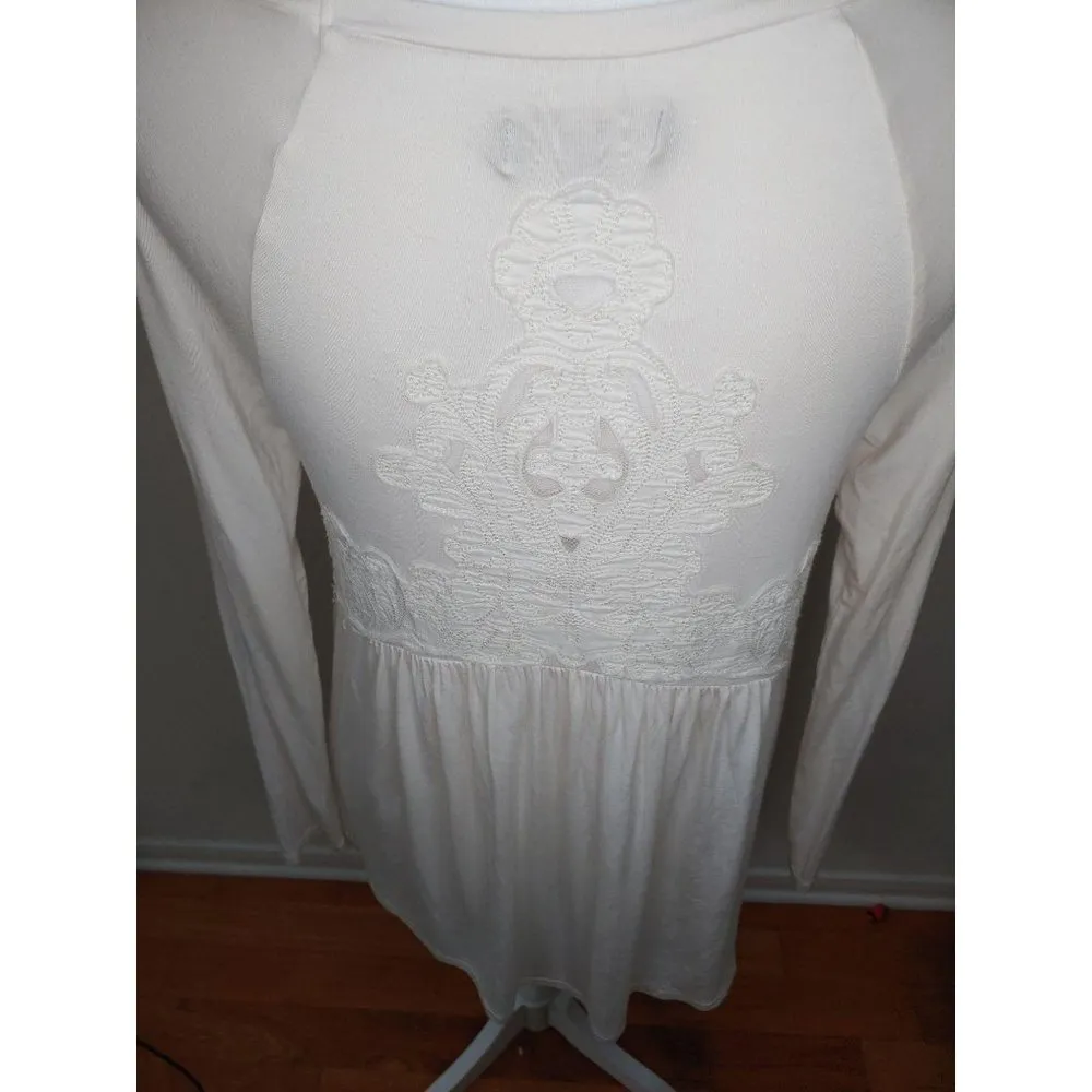 American Eagle XS Soft and Sexy Cream Lace Back T - Image 6