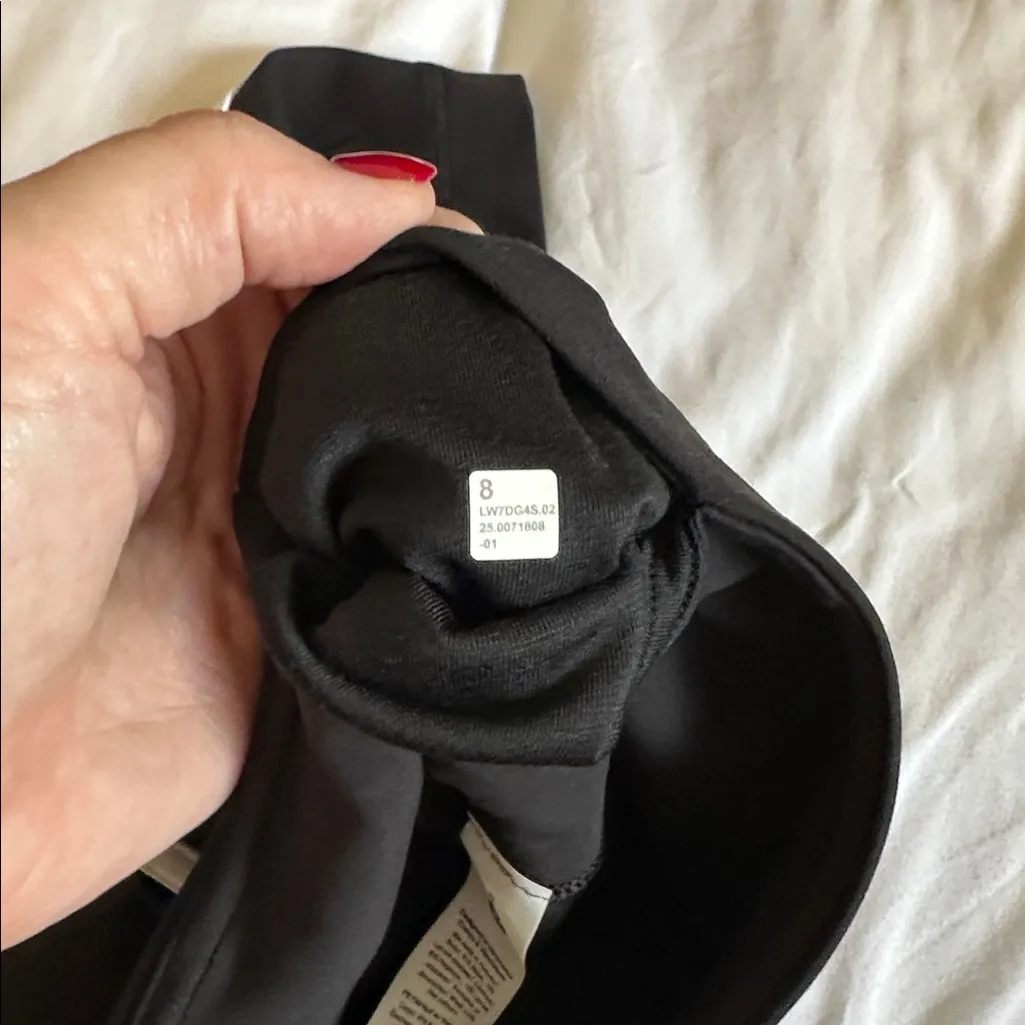 Lululemon align short  side strip 6 inch - size 8 - Image 5