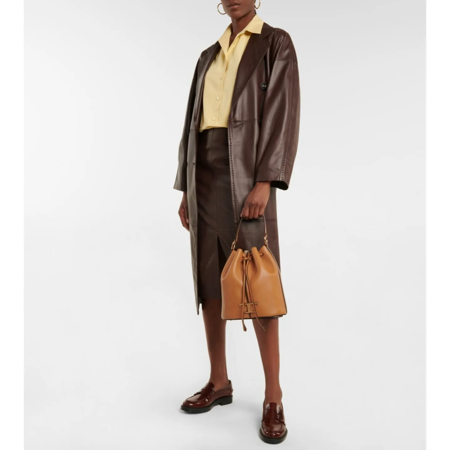 Tod's Timeless Small Leather Bucket Bag - Image 7