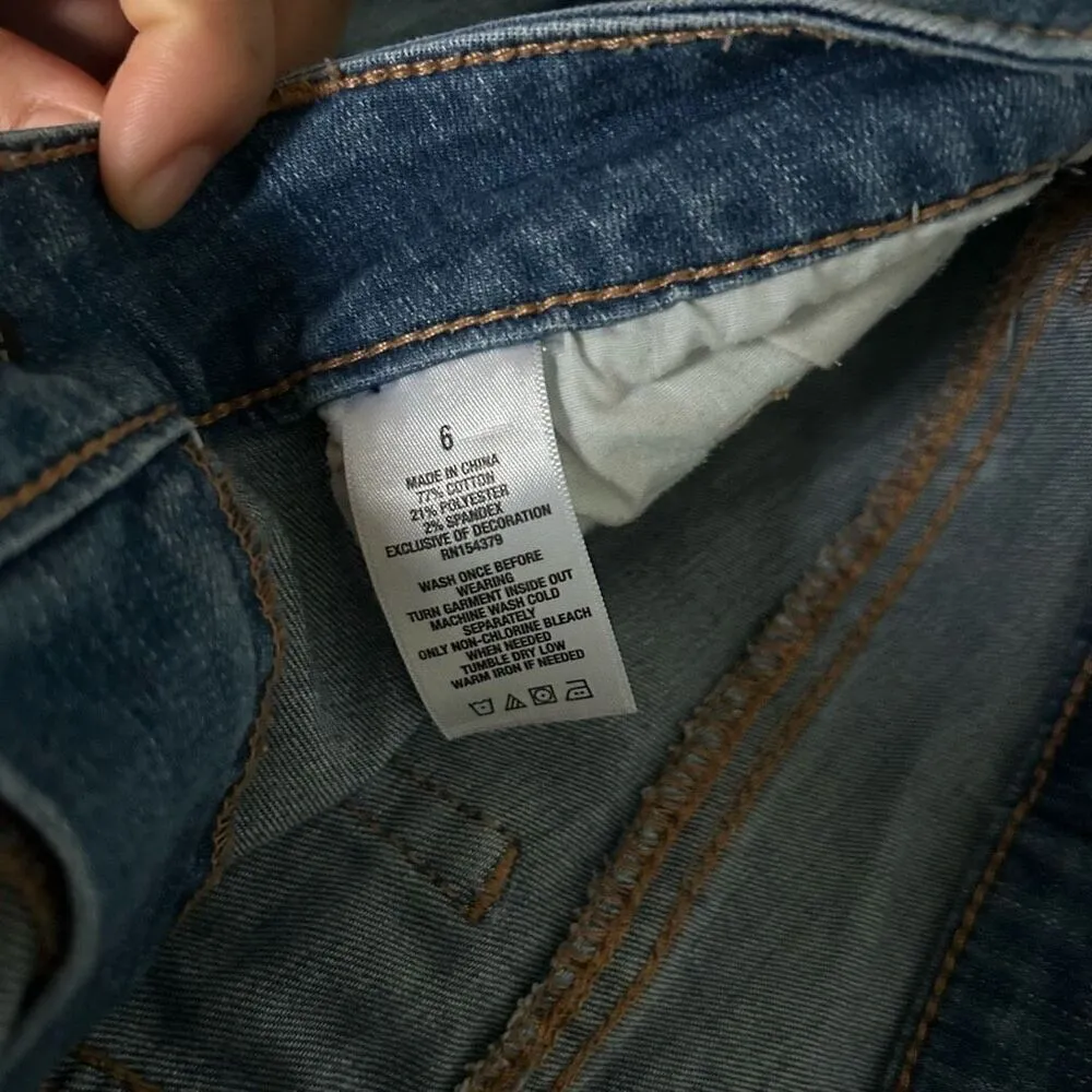 Aeropostale Shorts size 6 - Image 4