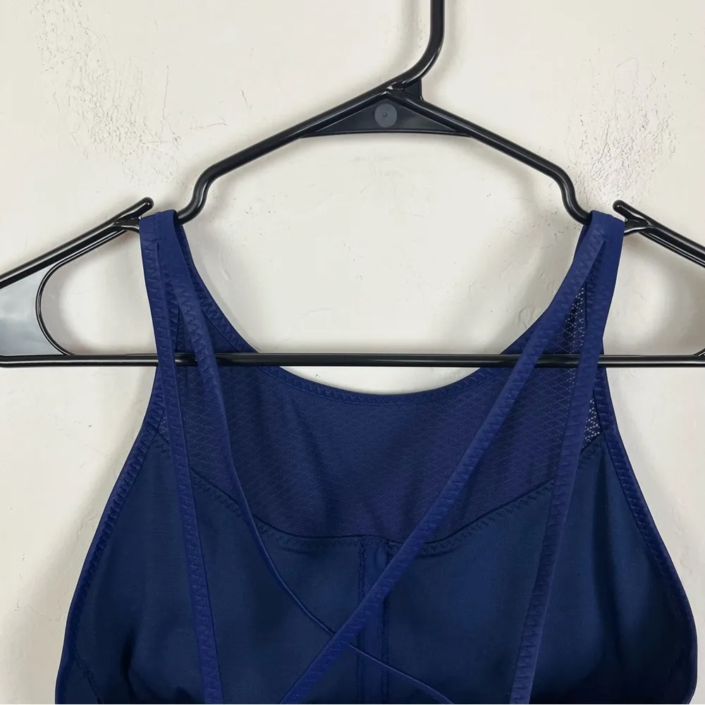 Lululemon Clip-In Long Line Bra - Image 6