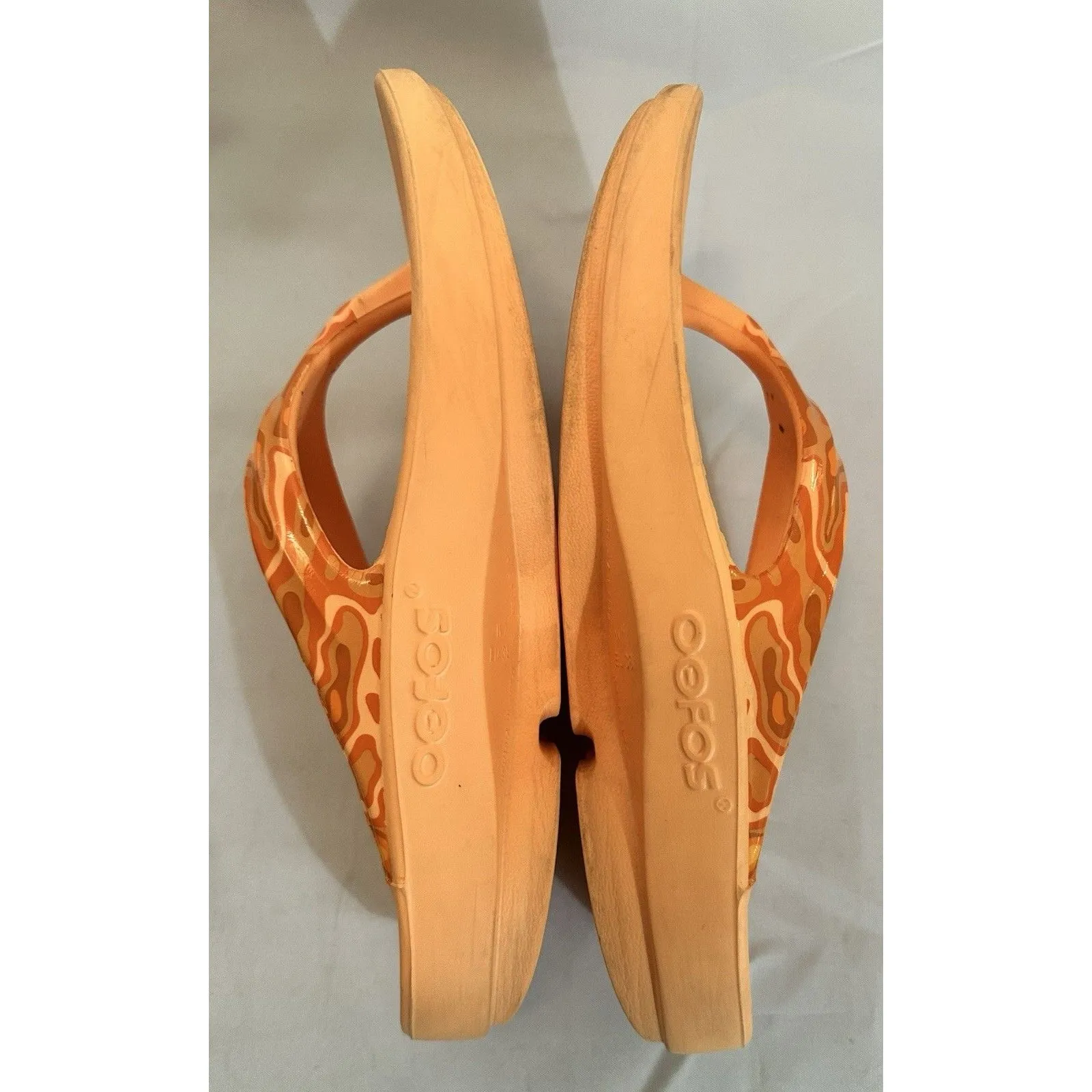 Oofos Women OOlala Limited Camo Orange Glow Thong Slide Flip Flop Shoe Sz 7 - Image 3