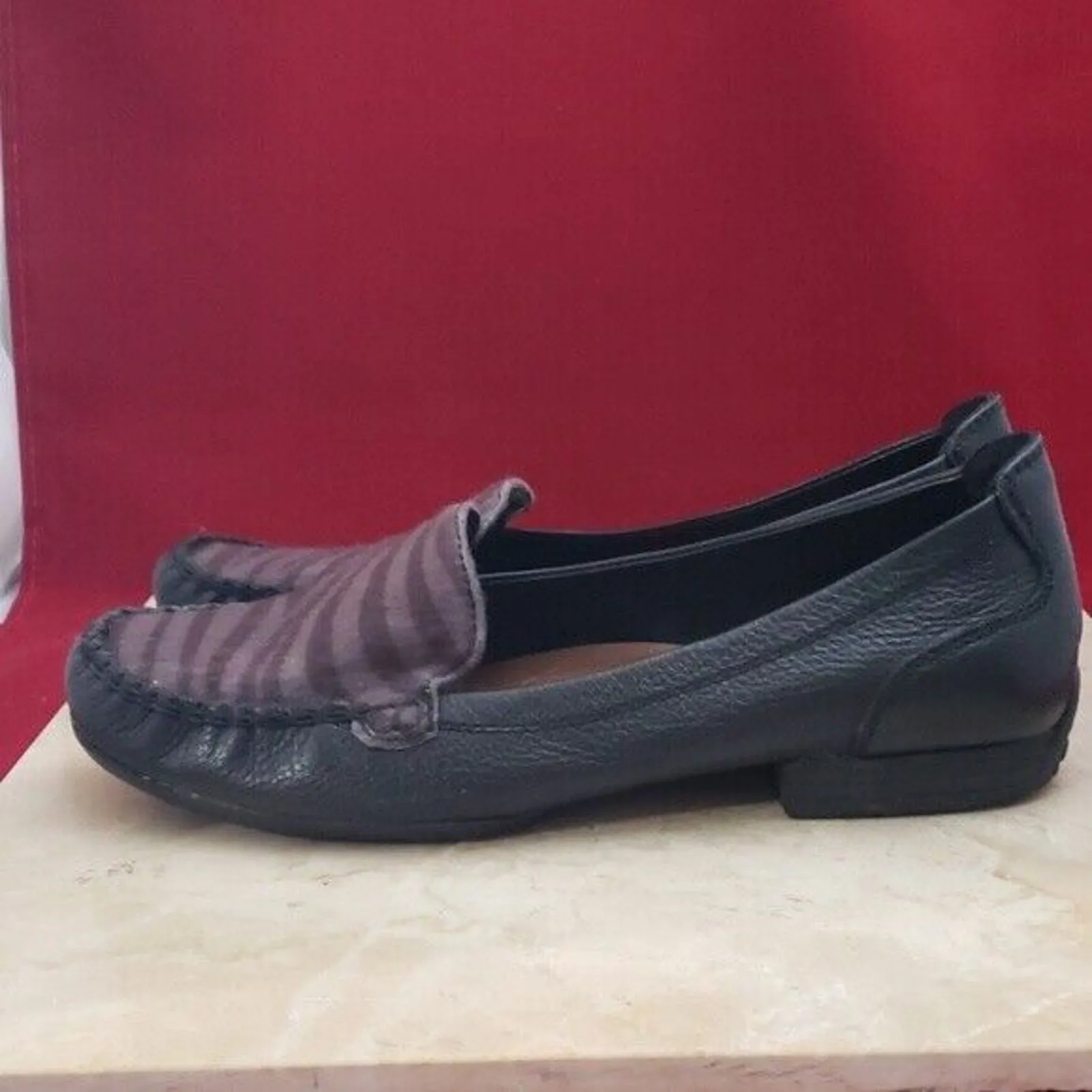 BareTraps Women's Slip On Loafers Leather Upper - Size 6.5 - Image 2