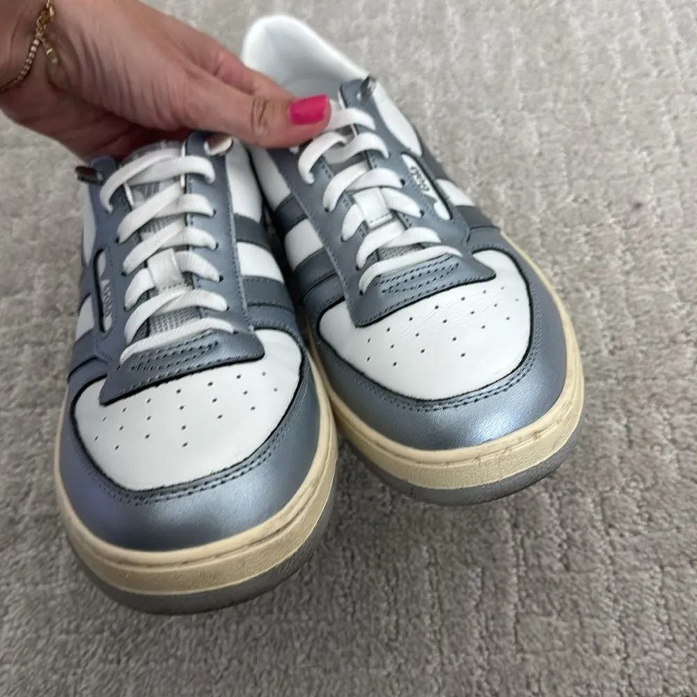 EUC GOLA hawk II metallic silver sneakers tennis shoes slip on bungee tie White Size 10 - Image 7