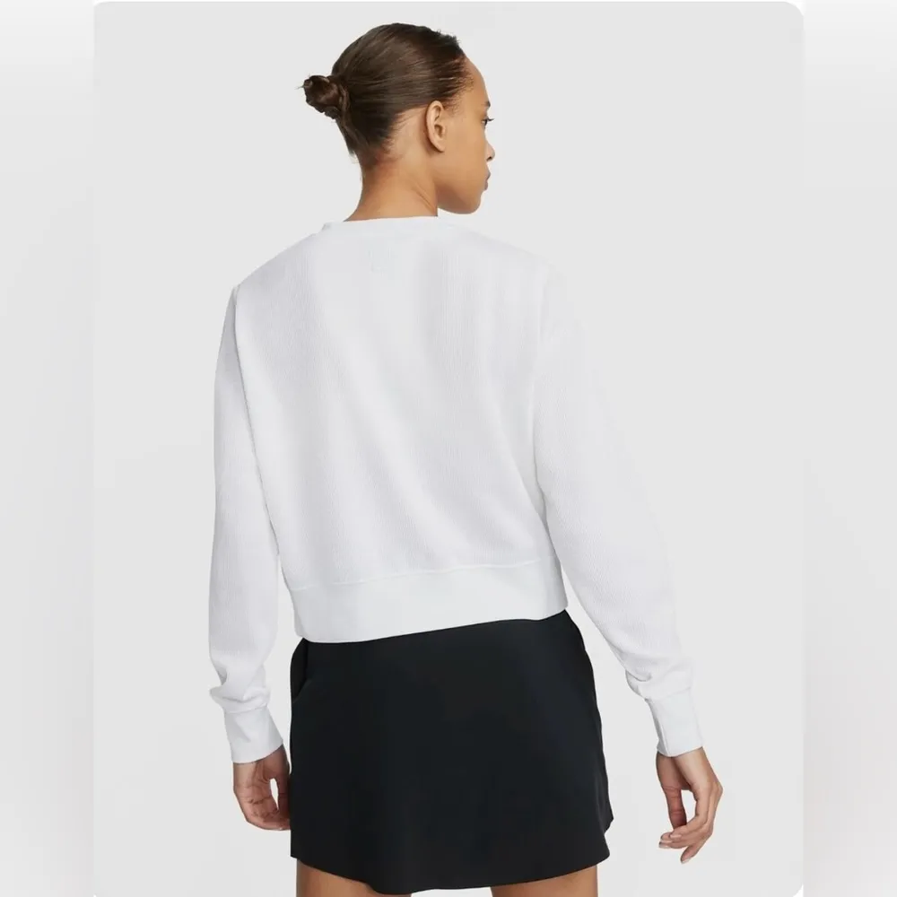 Nike Dri-Fit Women’s Long Sleeve Golf Crew Top - Image 2