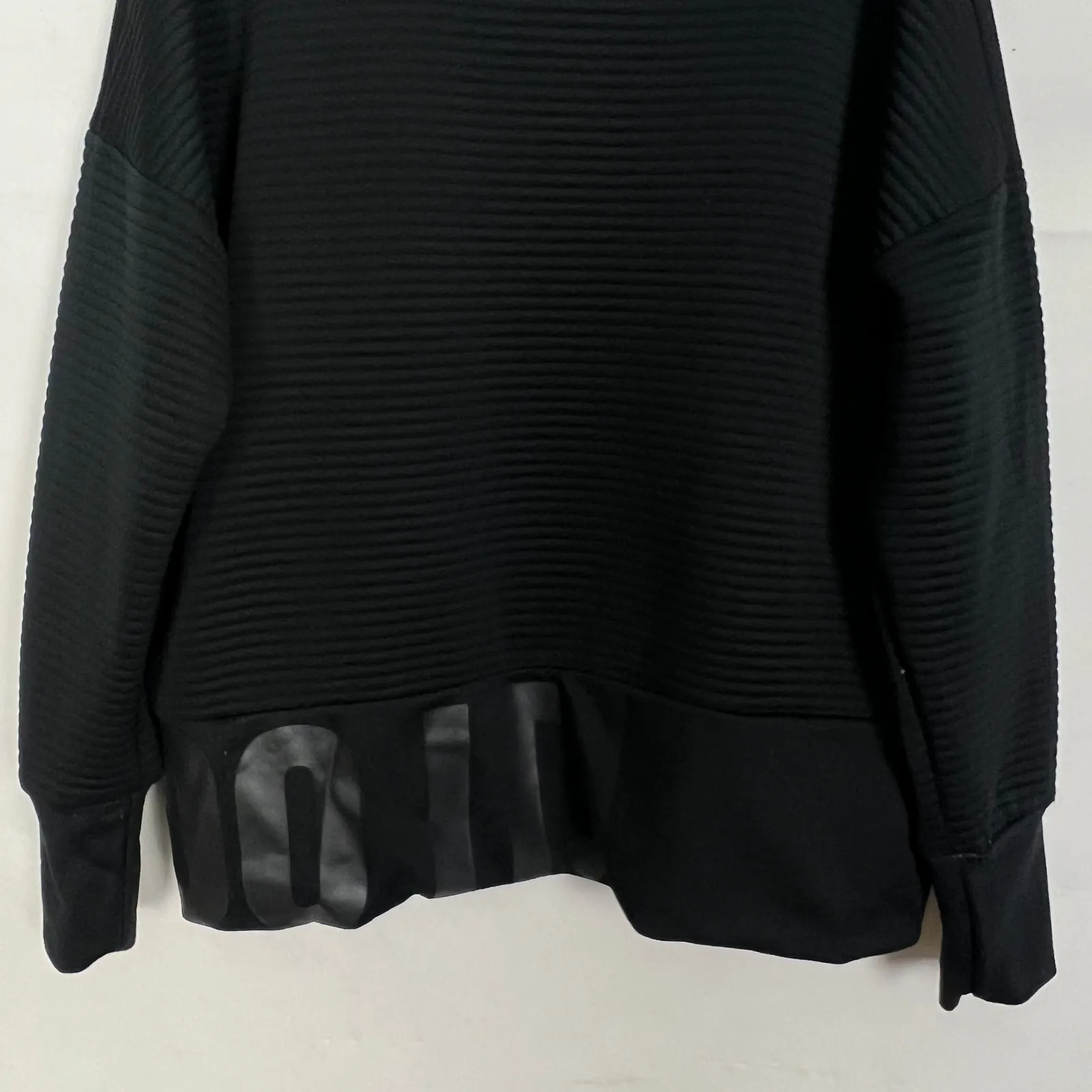 Nike Dri-Fit Women's Black Ribbed Athletic Pullover Size Medium Oversized - Image 8