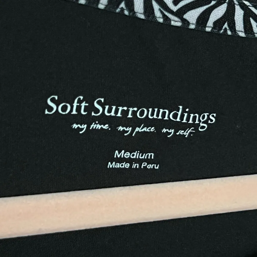 Soft Surroundings  Go Lively Seamed Zip Pocket Tee | Black | Medium - Image 6