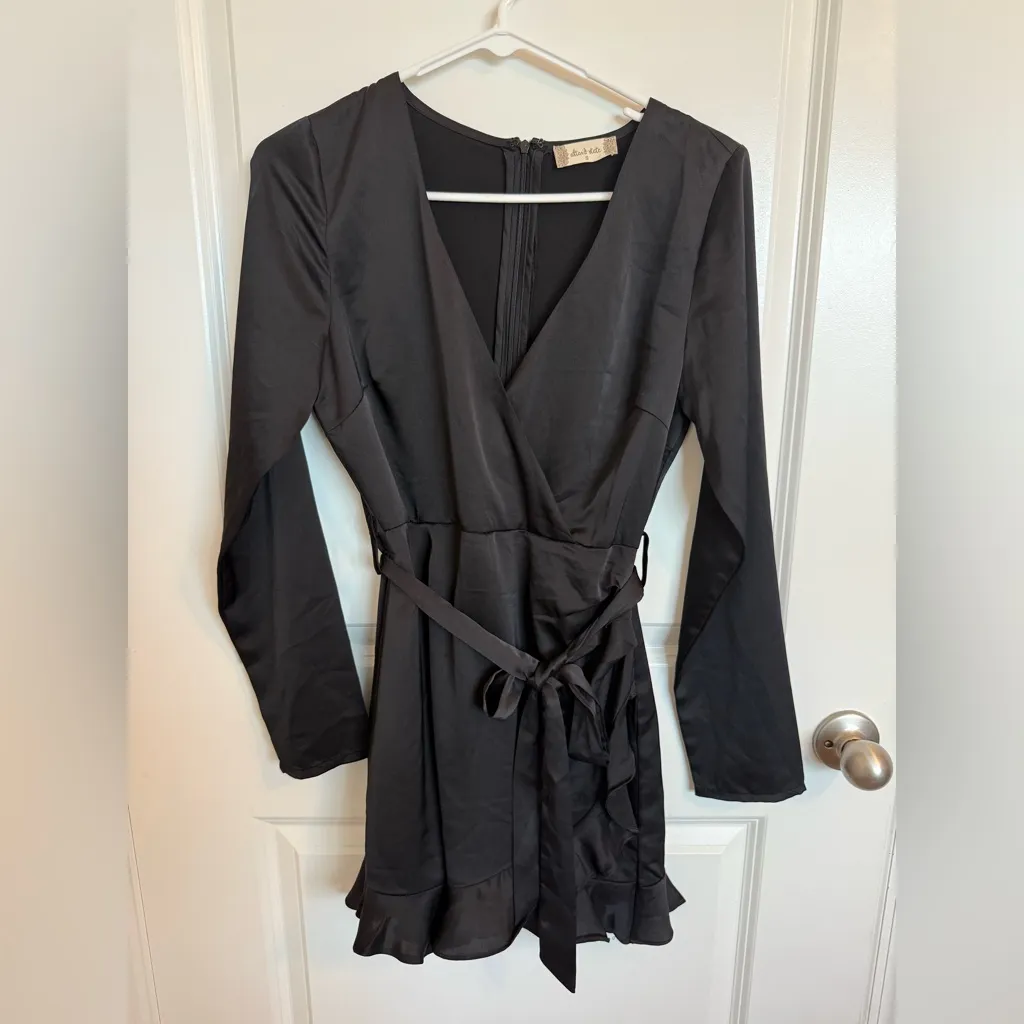 Altar'd State Artesia Long Sleeve Romper Small - Image 2