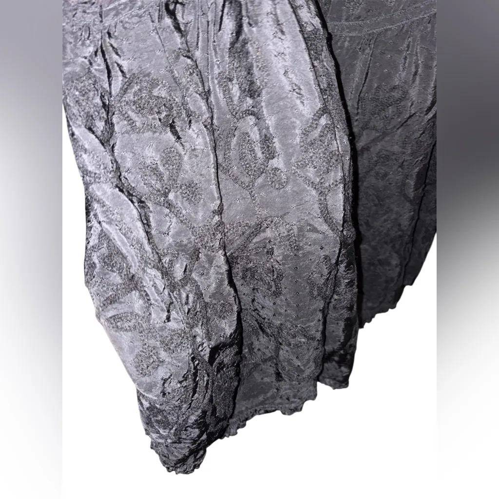 Liz Claiborne Black Midi Skirt - Image 3