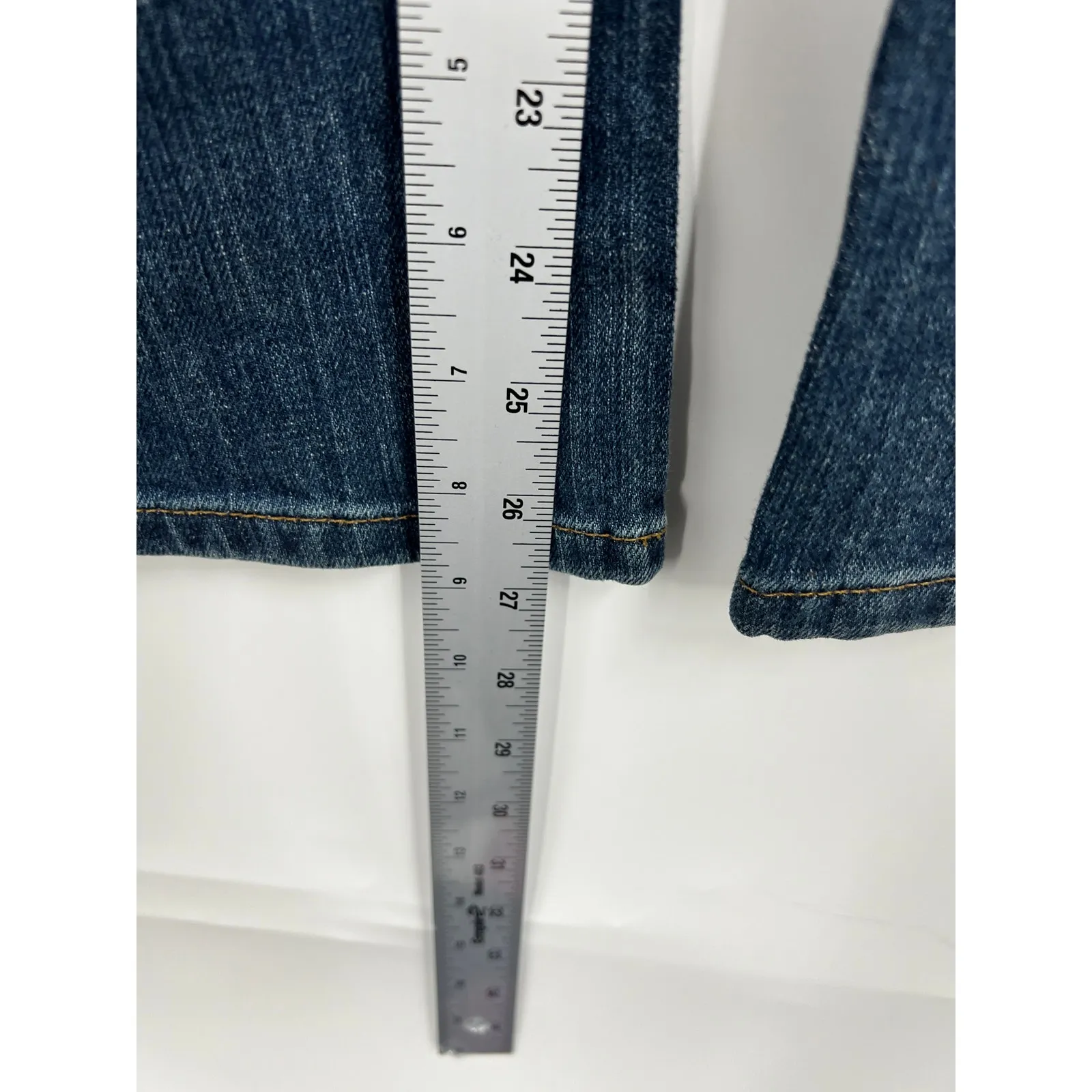 Carhartt Jeans Womens Original Fit WB001 Mid Rise Boot Cut‎ Ankle Jeans Size 8 - Image 9