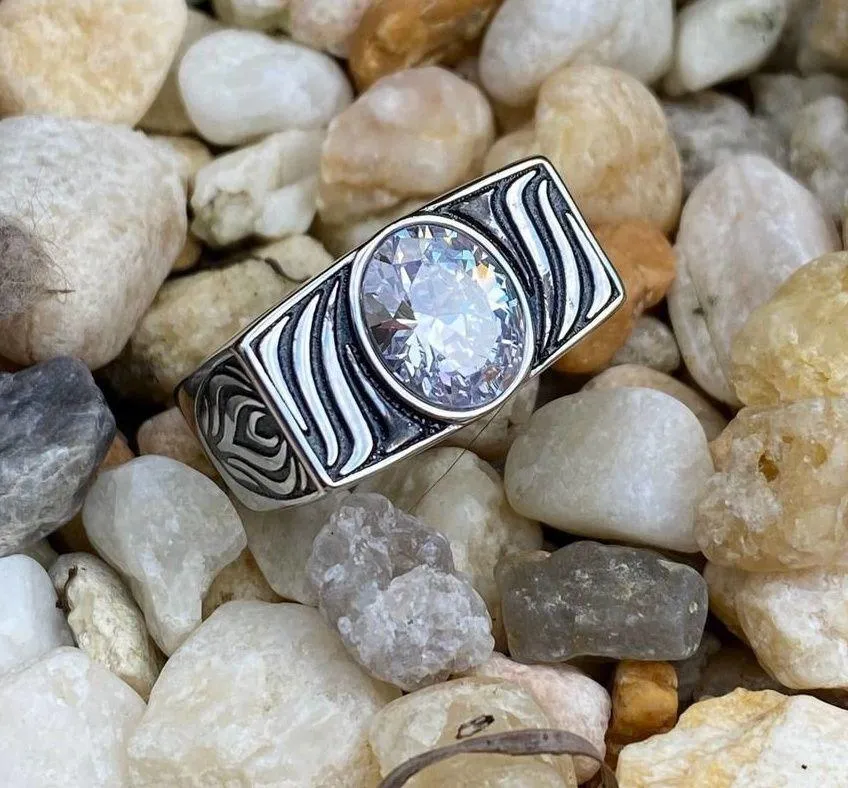 Boutique Stainless Steel Animal Design CZ Ring Size 8,9,10 - Image 5