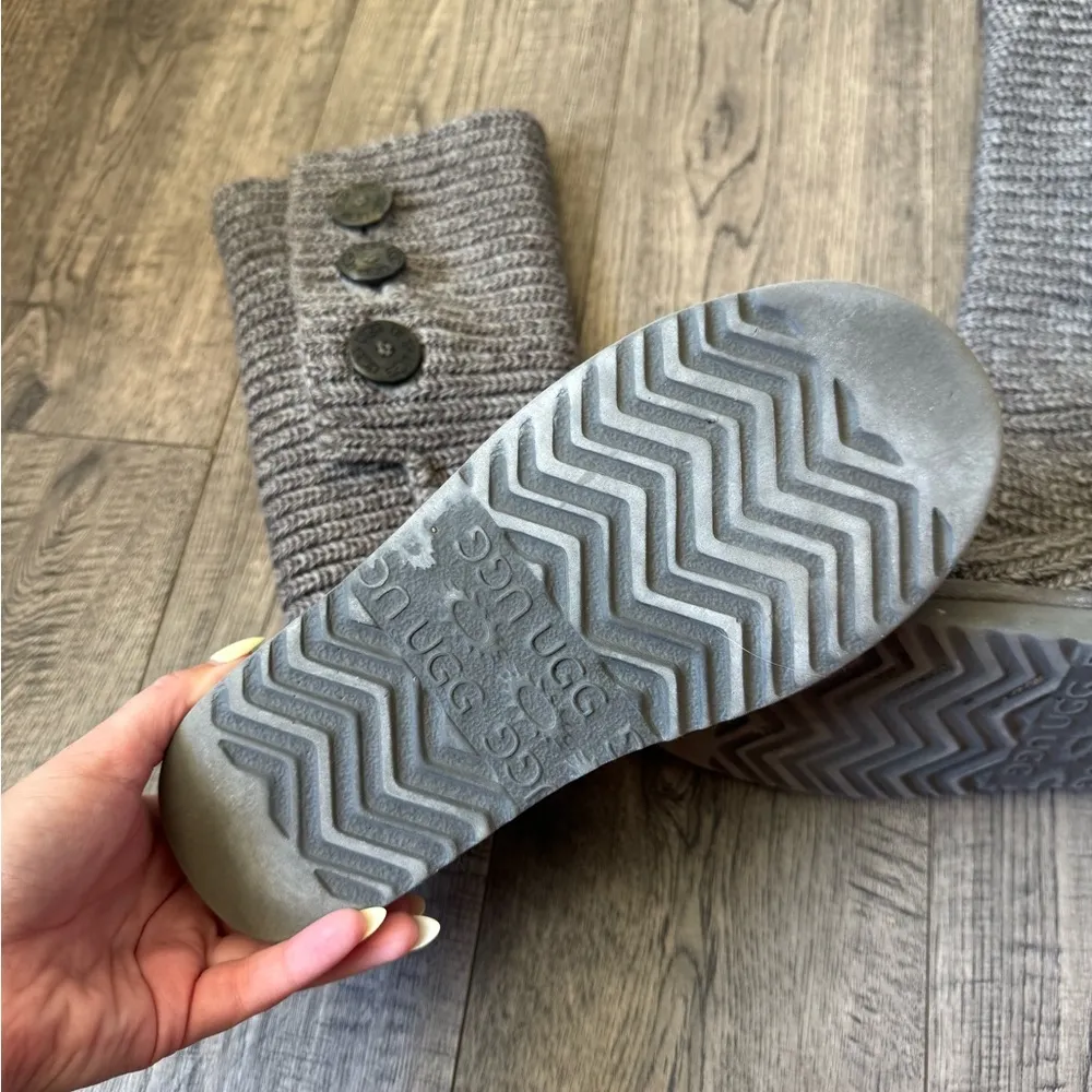 UGG Grey Classic Cardy Knit Triple Button Boots- Size 7 - Image 3