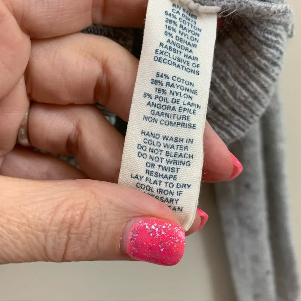 American Eagle Gray Beaded Cropped Cardigan - Image 4