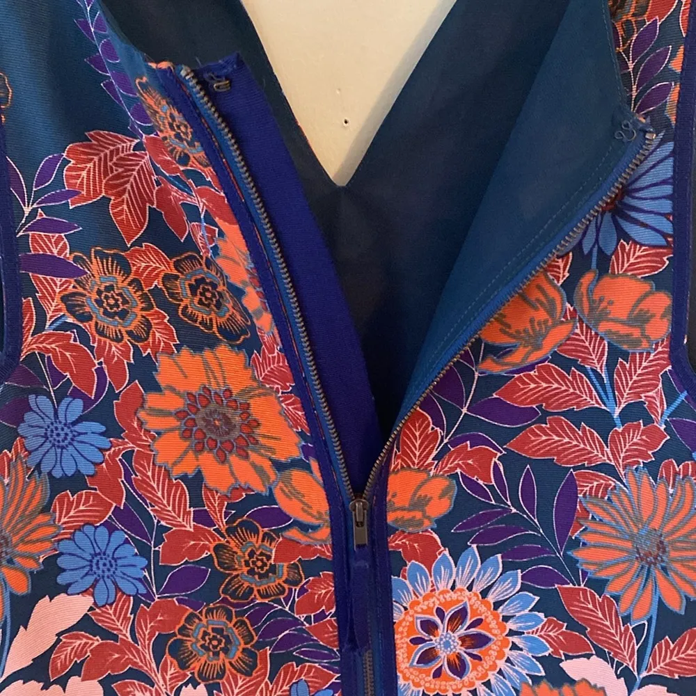 Anthropologie HD in Paris Floral Peplum Top Sleeveless Chic Colorful Size 6 - Image 5