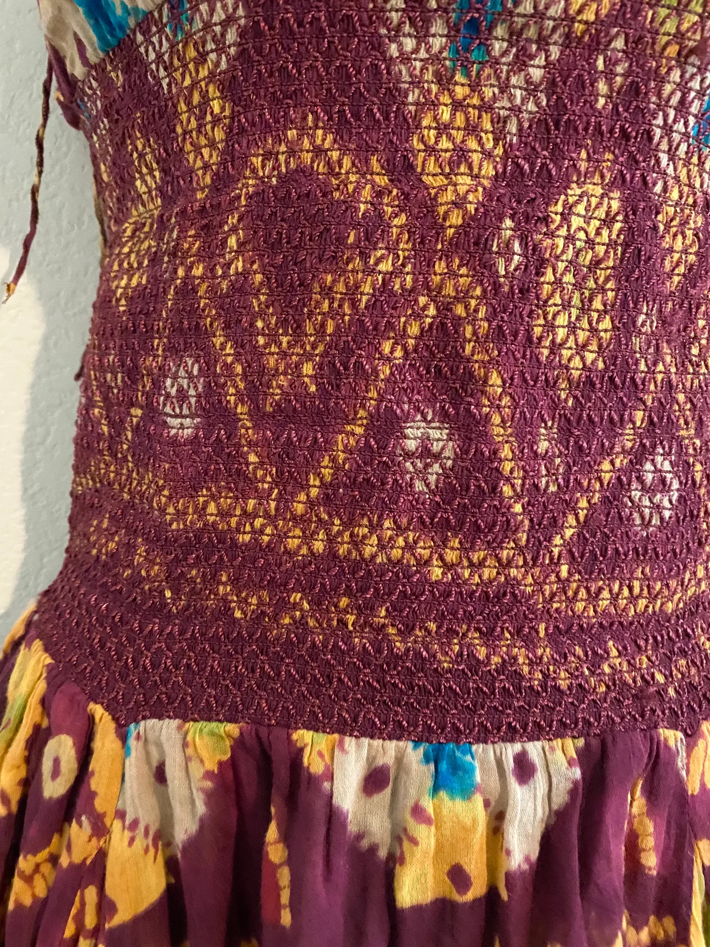 WORN ONCE  WISTERIA LATTICE SMOCKED WAIST BANDHANI PRINT MIDI DRESS. MINT. SZ S - Image 10