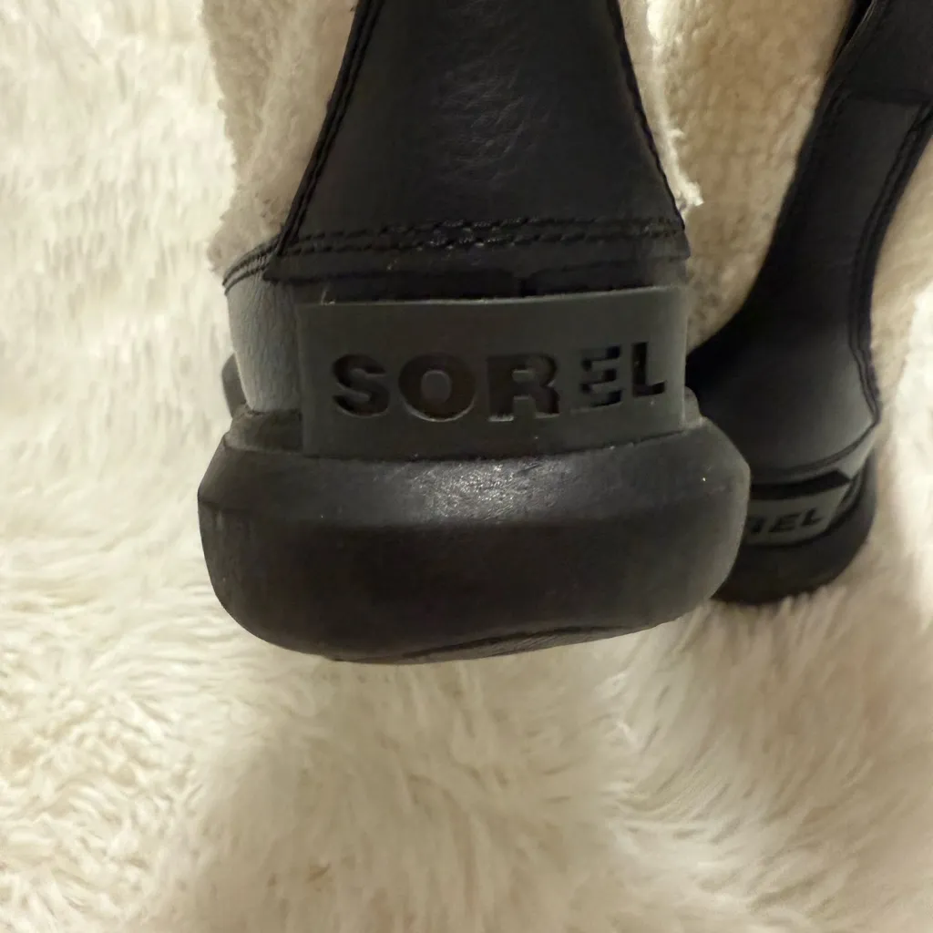 Sorel Black and Cream Winter Boots - Image 4