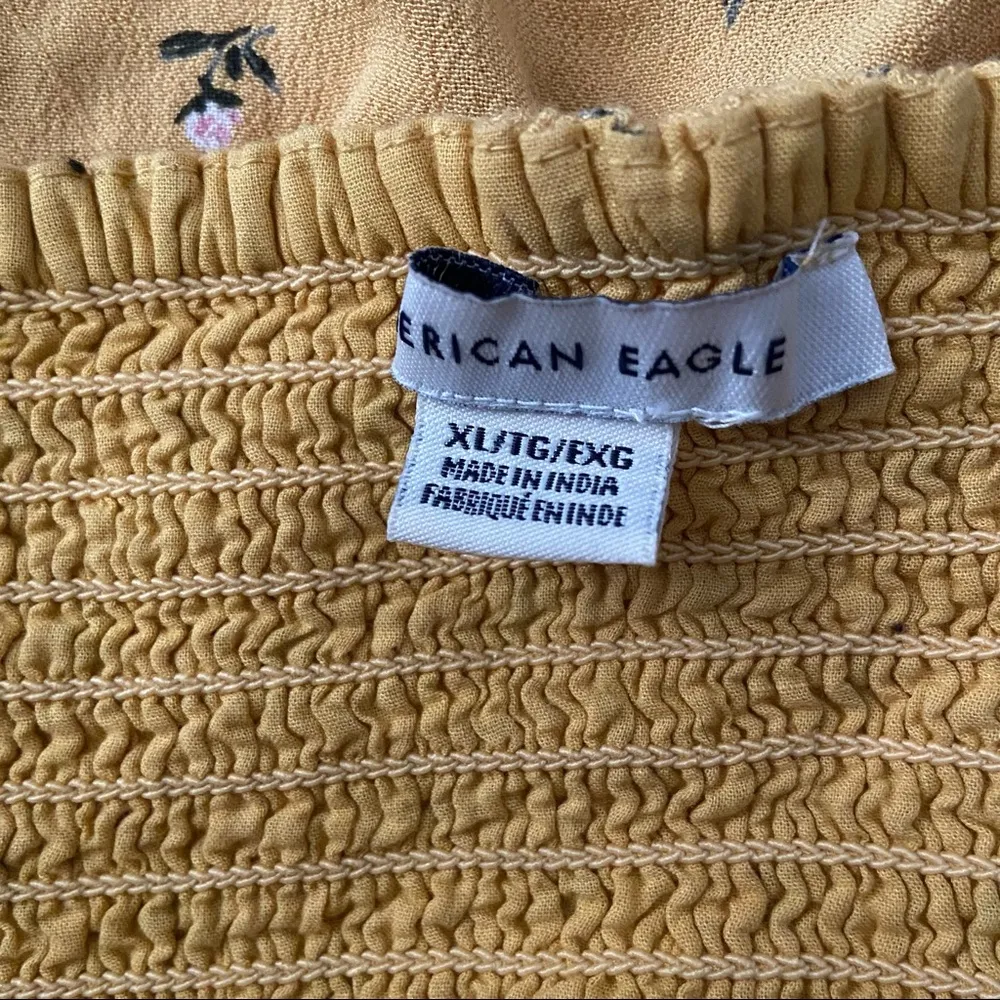 American Eagle Yellow Floral Halter Smocked Peplum Sleeveless Top Size XL - Image 4