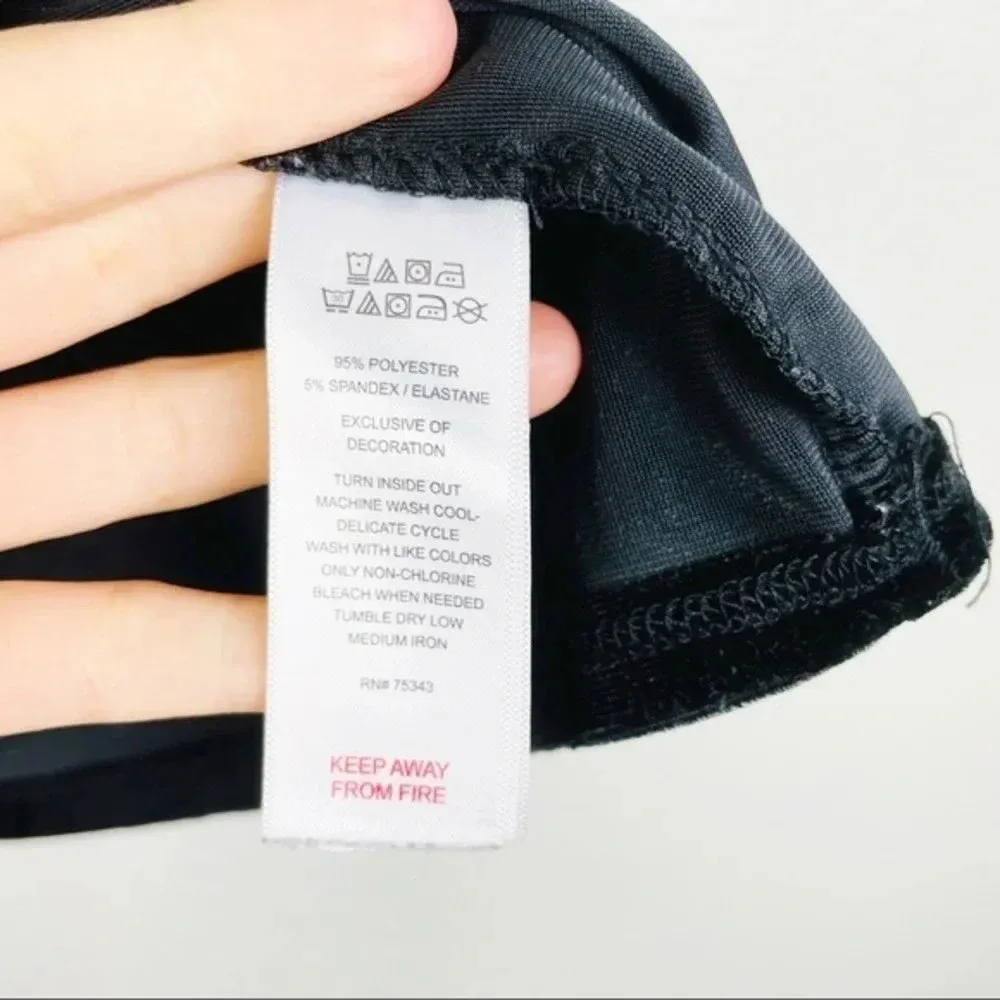 TAHARI Black Velvet‎ Short Sleeve Lounge Top Size Small - Image 8