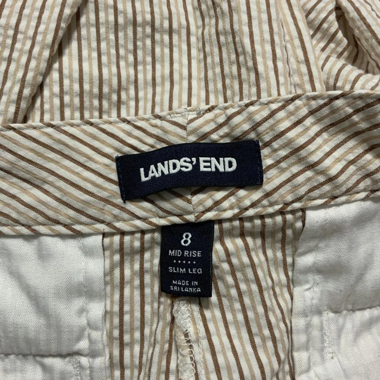 Land's end Seersucker Mid Rise Striped Cropped Capri Pants Sz 8 - Image 3