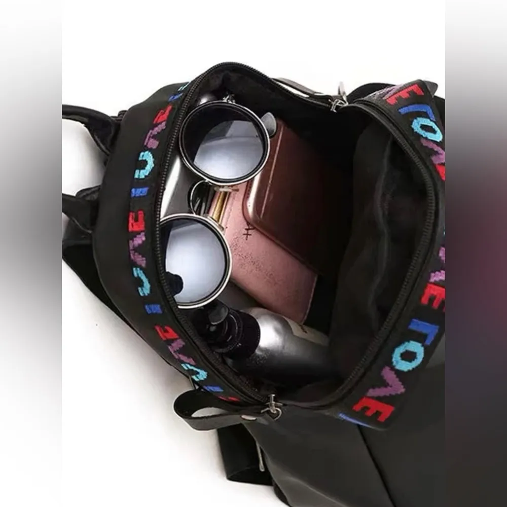 ⚠️ Clearance NWT Letter detailed zipper Backpack, casual with adjustable straps Black - Image 6