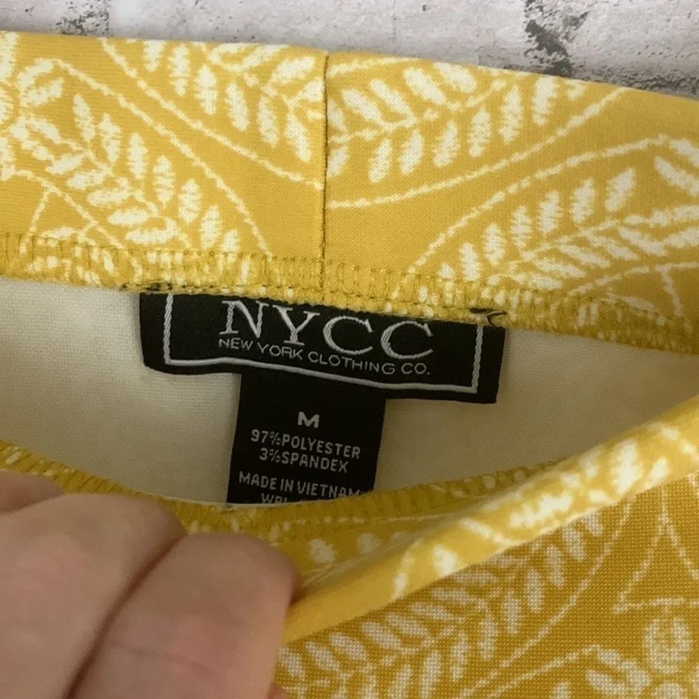 New York Clothing Company Mustard Yellow Printed Pencil Skirt~Size M Gold Size M - Image 4