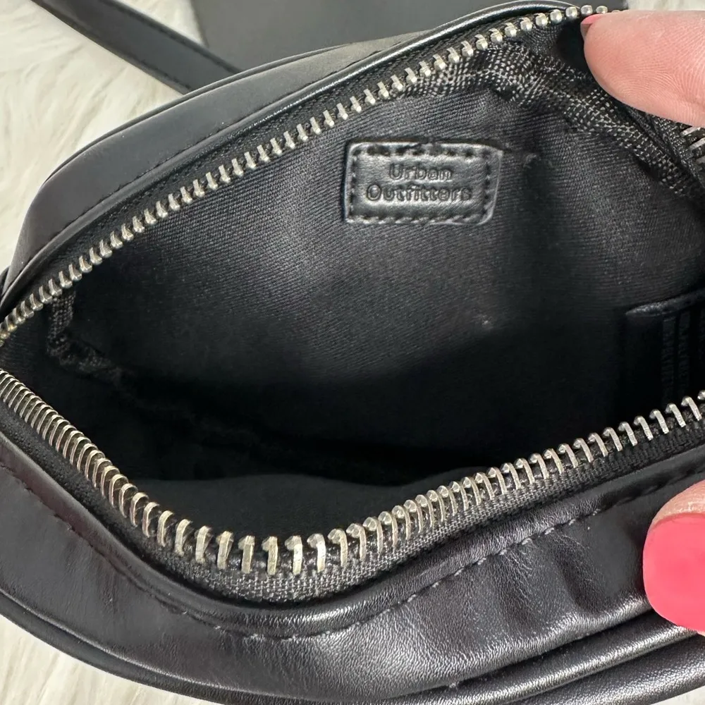 UO Urban Outfitters Black Western Belt Style Mini Crossbody Bag Beyoncé Cowgirl - Image 5