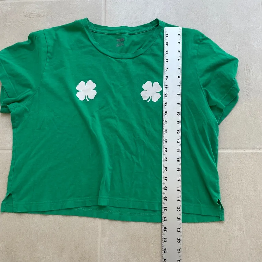 VS Pink Irish you were here shamrock graphic crop top tee XL TS 1952 Green - Image 3