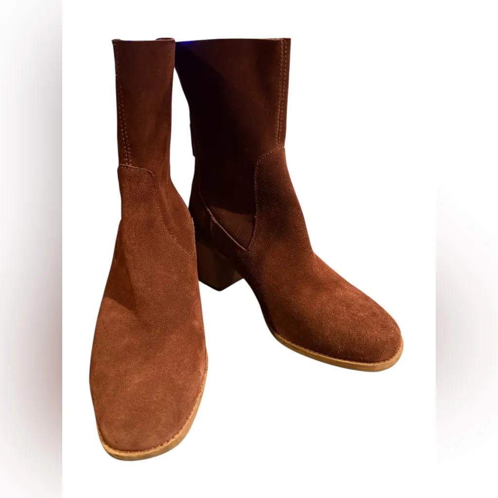 Kelsi Dagger 8.5 wide island suede chic block heel Ankle Bootie winter round toe - Image 8