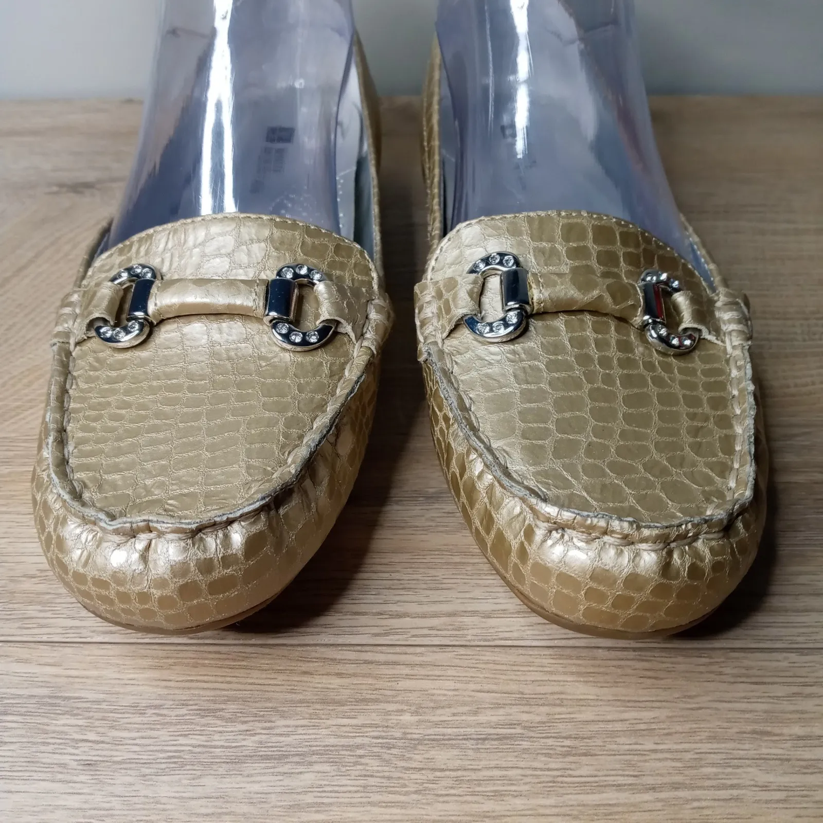 White Mountain Loafers Womens Gold Croc Embossed‎ Metallic Flats Size 8M - Image 5