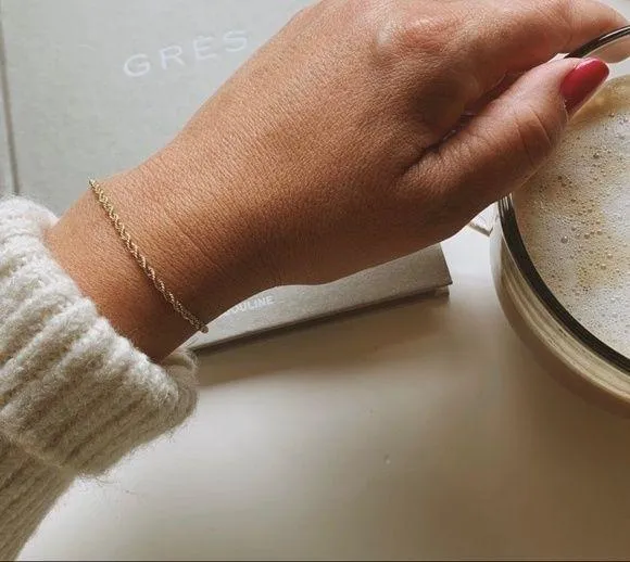 Gold 2mm rope chain dainty bracelet - Image 2