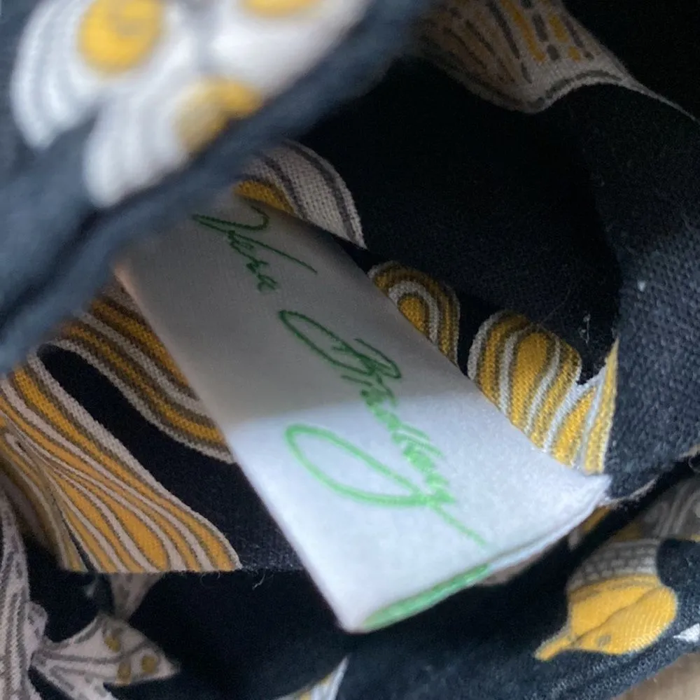 Vera Bradley Yellow Bird Crossbody Bag Black Medium Cotton Quilted Travel Purse - Image 8