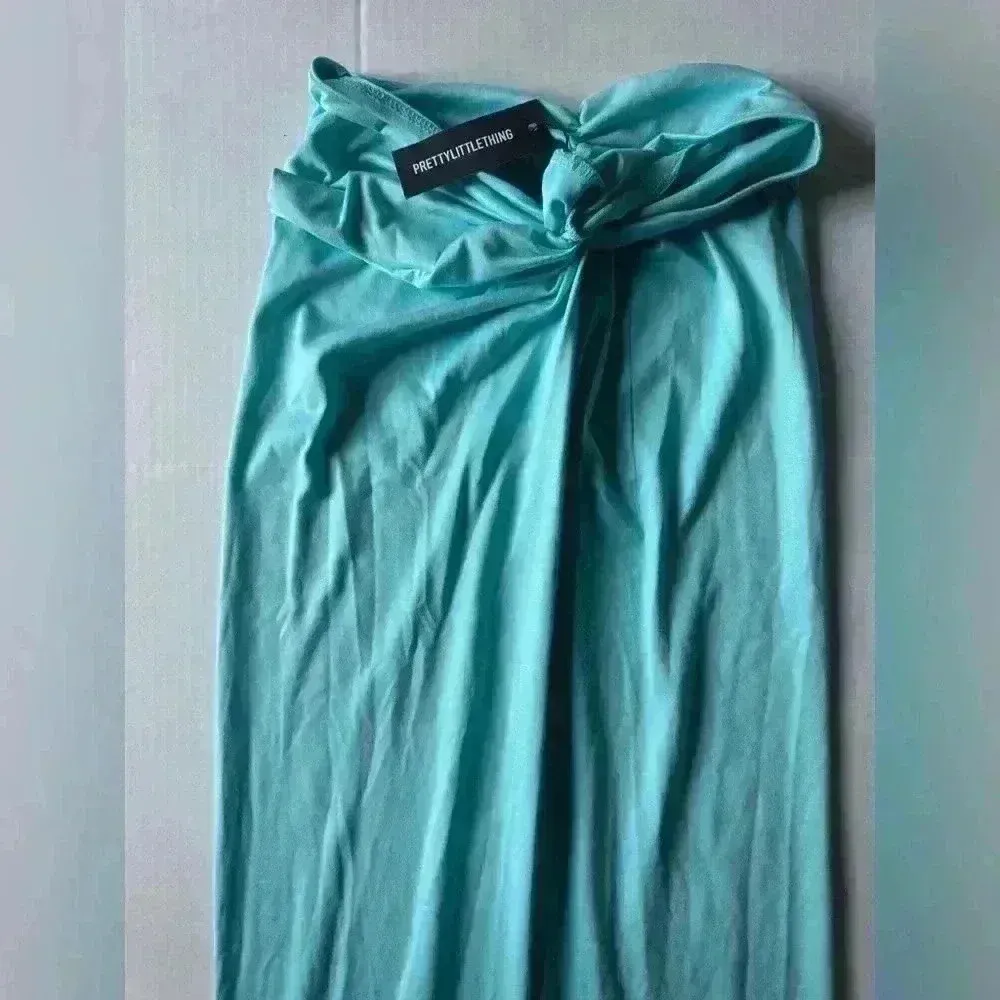 PrettyLittleThings Blue Twist Detail Soft Feel‎ Skirt Beach Cover Up Size S - Image 4