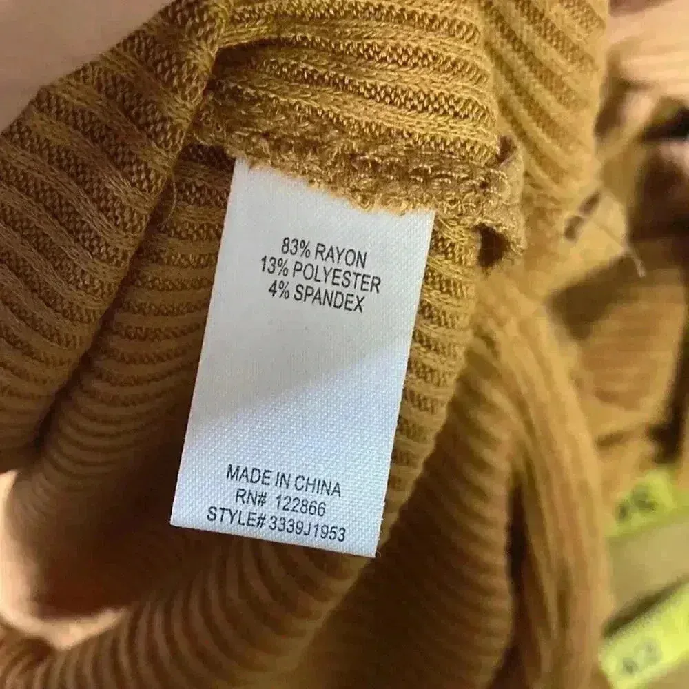 Status by Chenault big scoop cowl neck sweater women's Small autumn color NWOT - Image 5