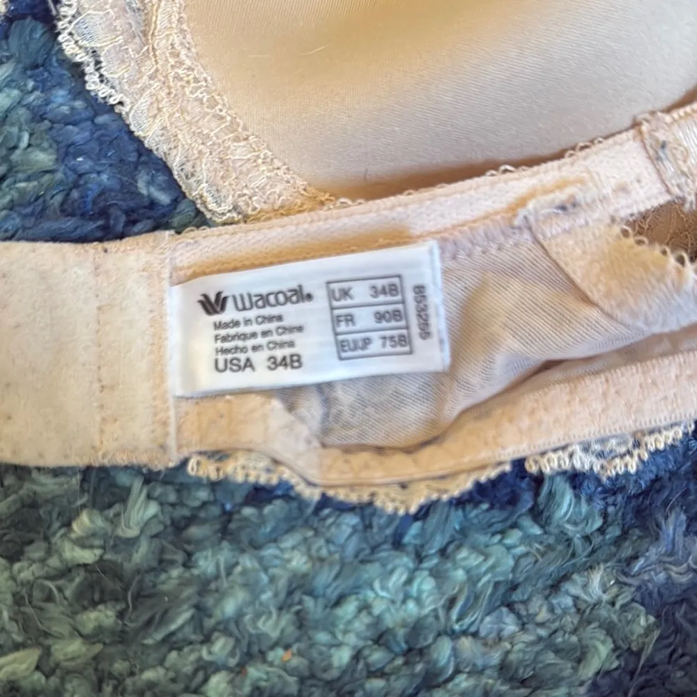 Wacoal Nude Lace Bra - Image 2