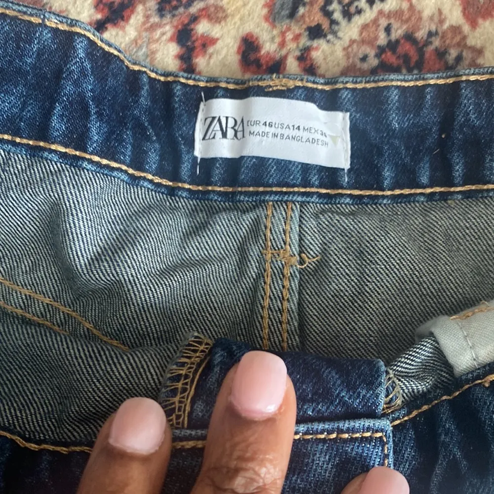 NWT  High Waisted Mom Denim Shorts - Image 4