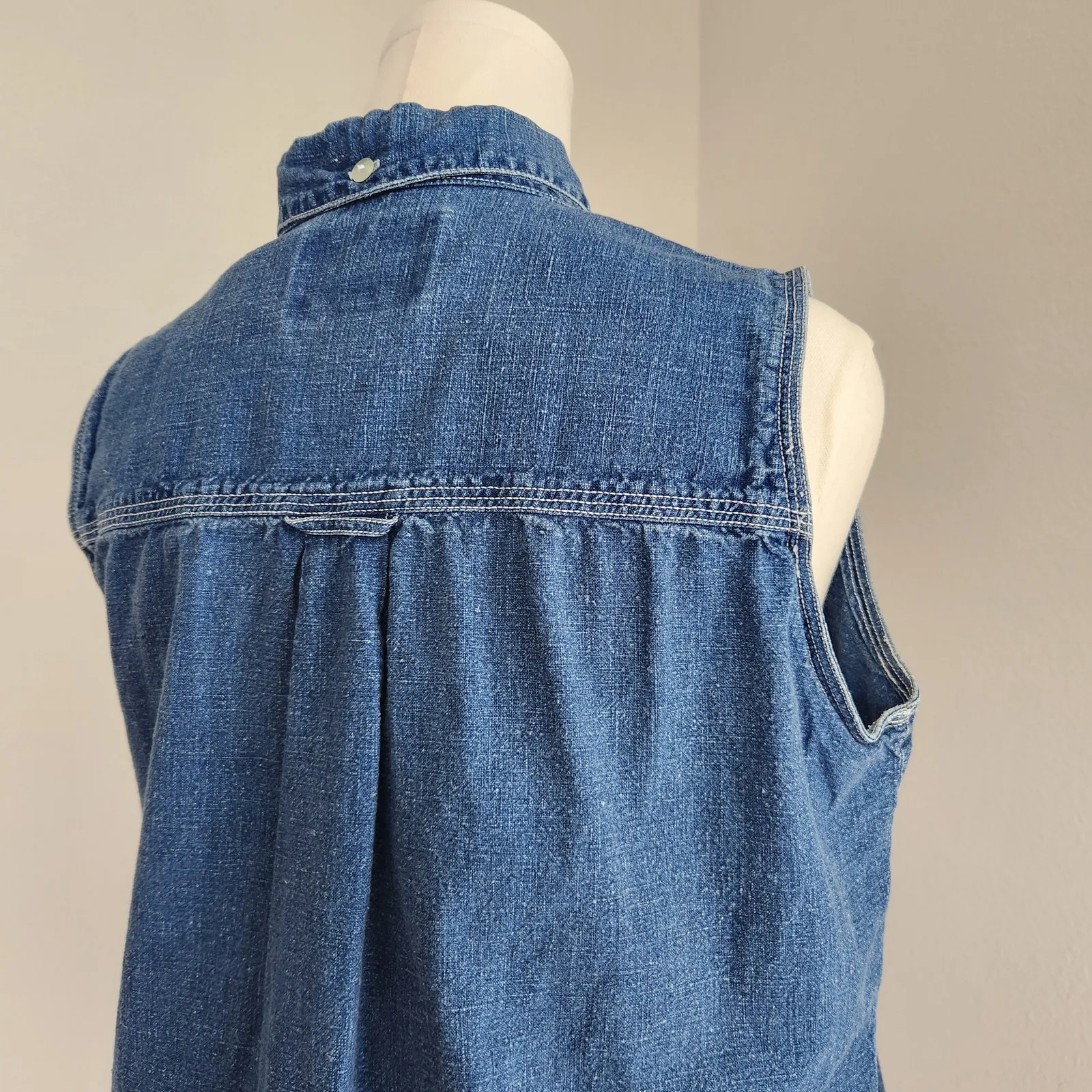 Vintage 90s Y2K Levi’s Linen Cotton Blend Denim Sleeveless Button Down Shirt M - Image 7