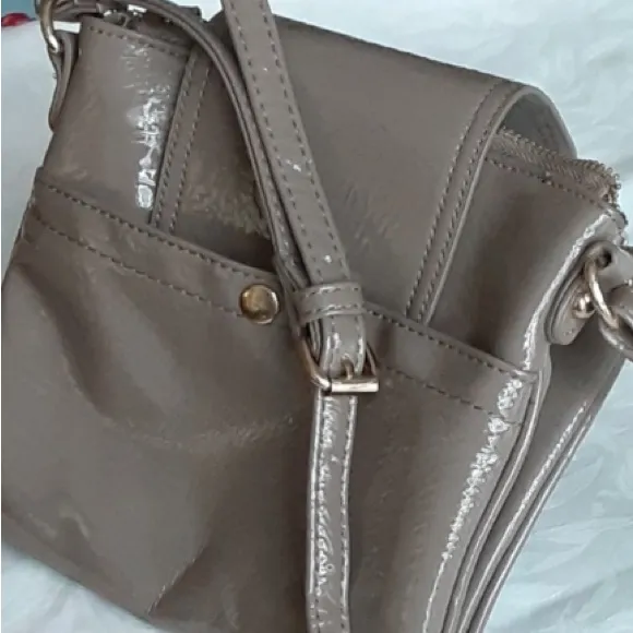 Coco + Carmen  Shiny Taupe Crossbody Bag - Image 5