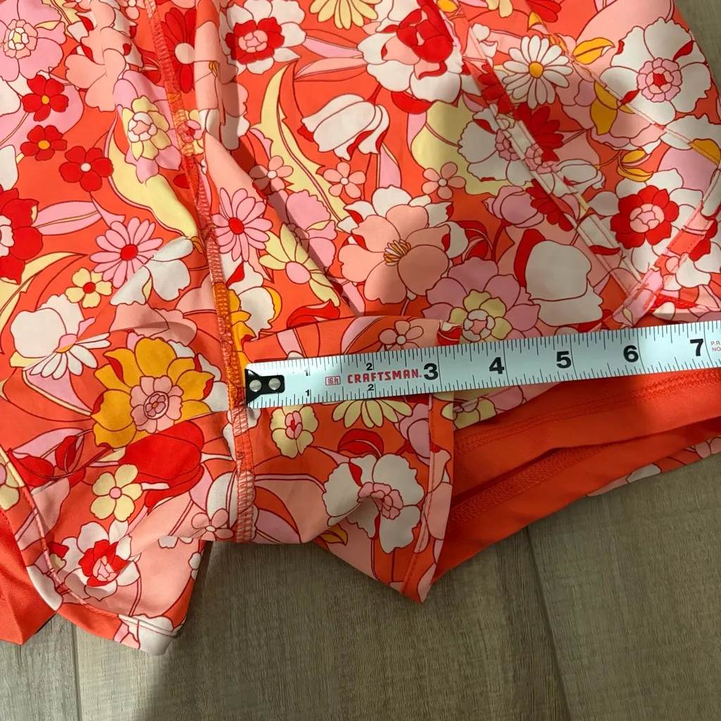 Avia Floral Active Scrunch Smocked Shorts Red Pink‎ size Small - Image 10