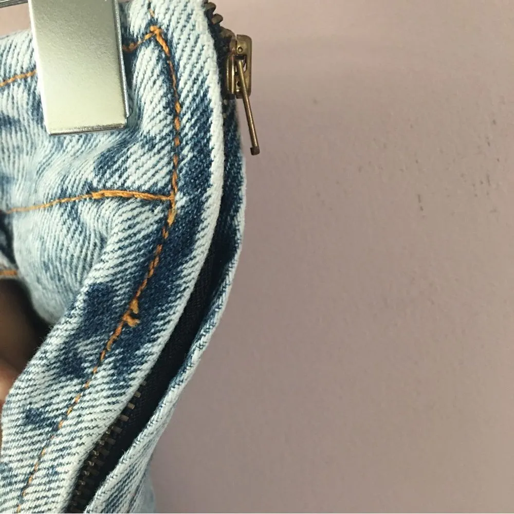 Vintage No Excuses Light Blue Acid Wash Denim Mini Skirt Size 3 GUC - Image 6