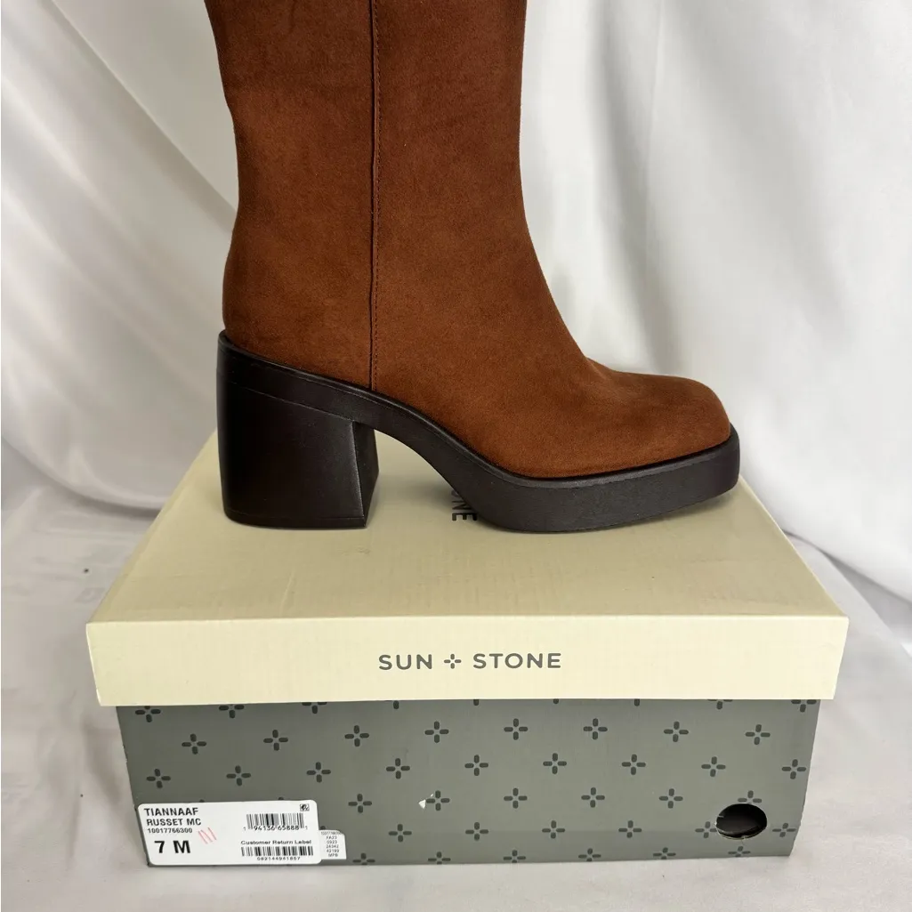 Sun + Stone Brown Heeled Boots‎ with Chunky Heel Size 7 - Image 2
