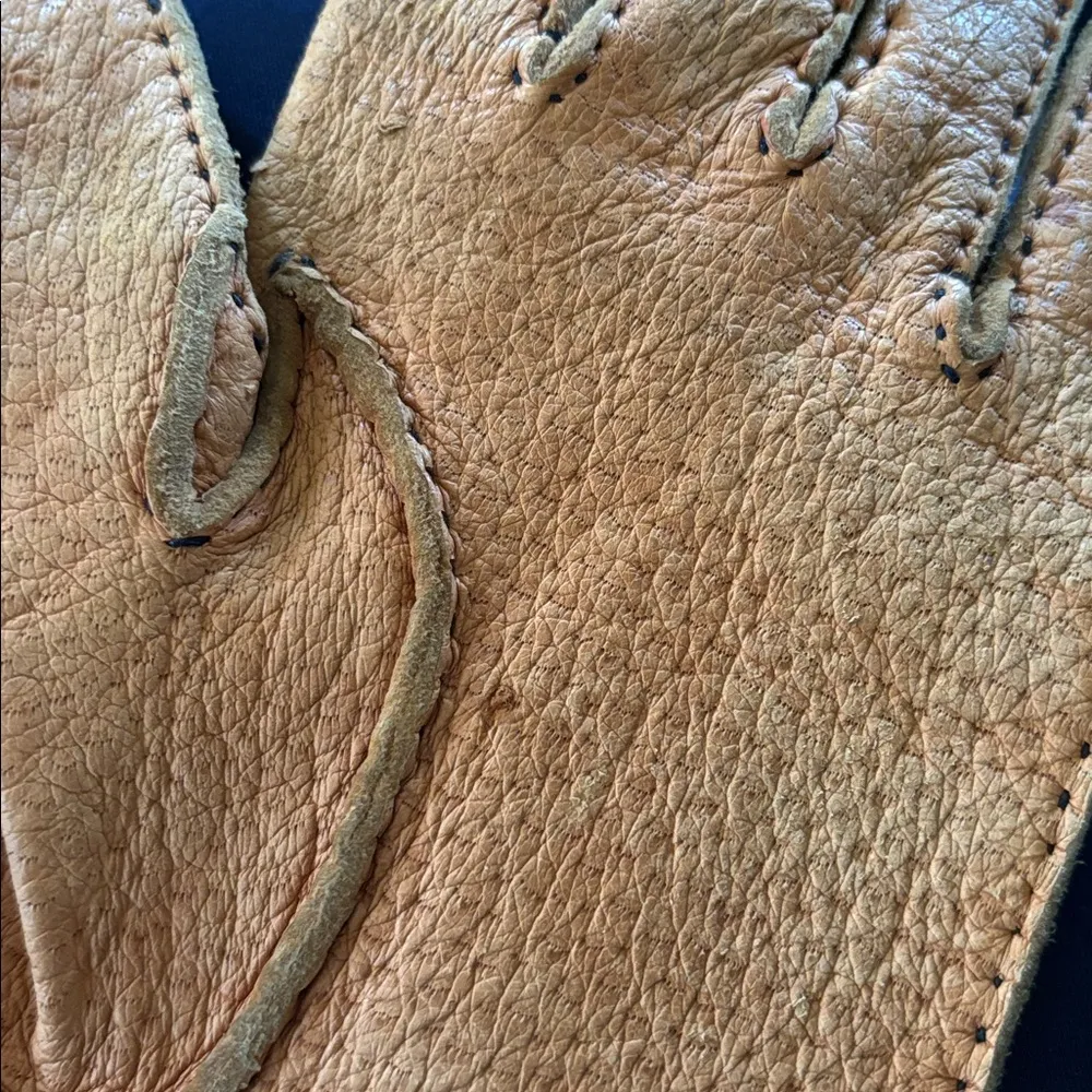 Fownes Genuine Pig Skin Driving Gloves Size 8 1/2 Brown Hand Stitched Casual VTG Tan - Image 5