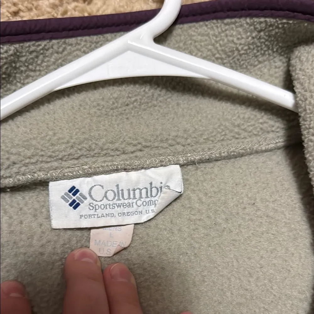 Columbia Heather Gray and Deep Purple Fleece Jacket - Image 3