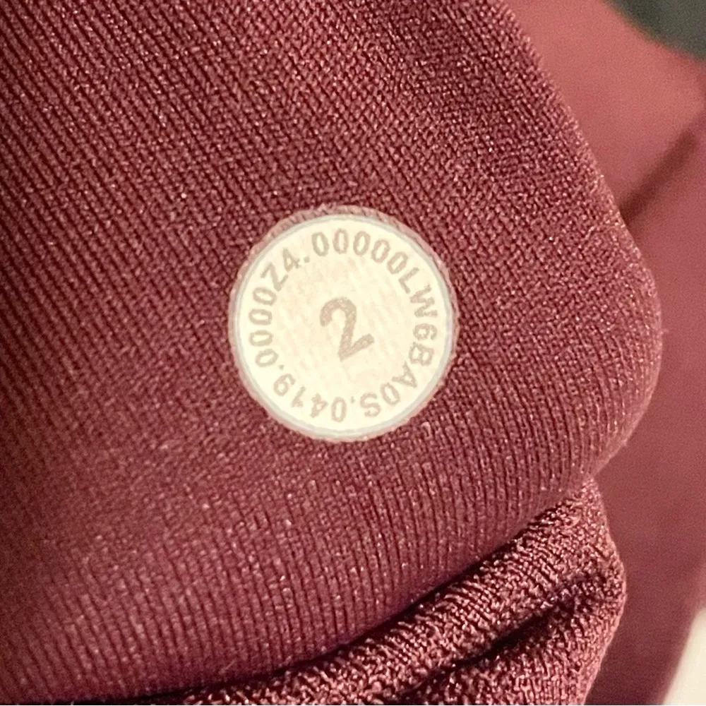 Time to Sweat Crop 23” Leggings Size 2 - Image 9