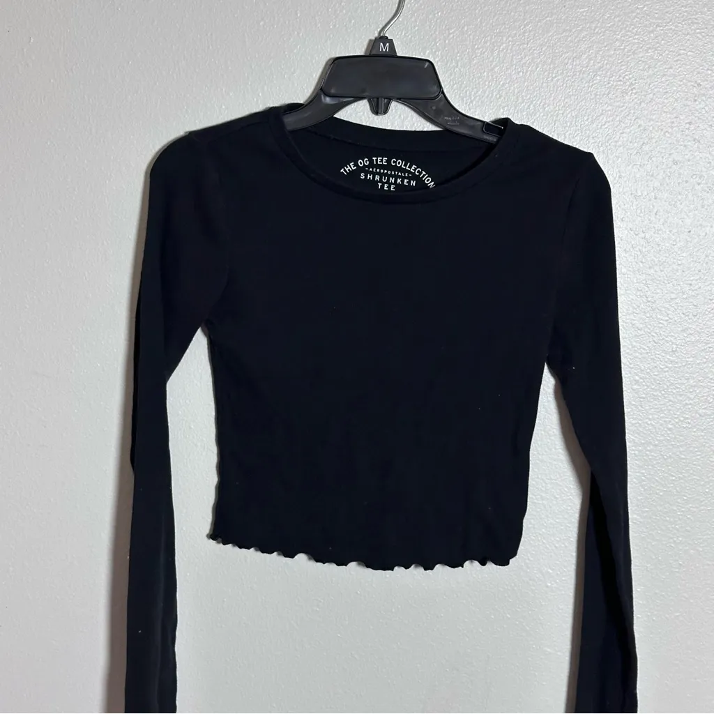 Aeropostale Women Black OG Tee Collection Shrunken Tee Long Sleeve size Small - Image 2