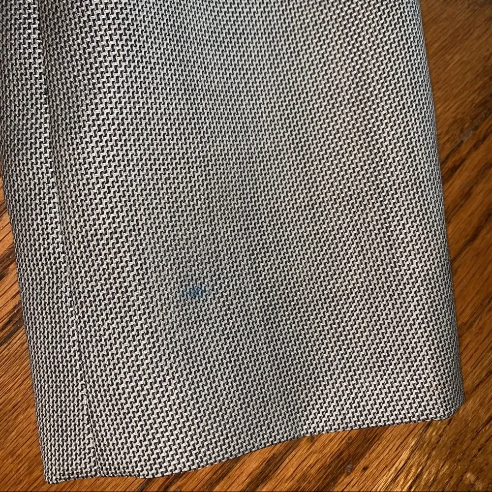 Armani Collezioni  Virgin Wool One Button Blazer Suit Jacket size 6 - Image 8