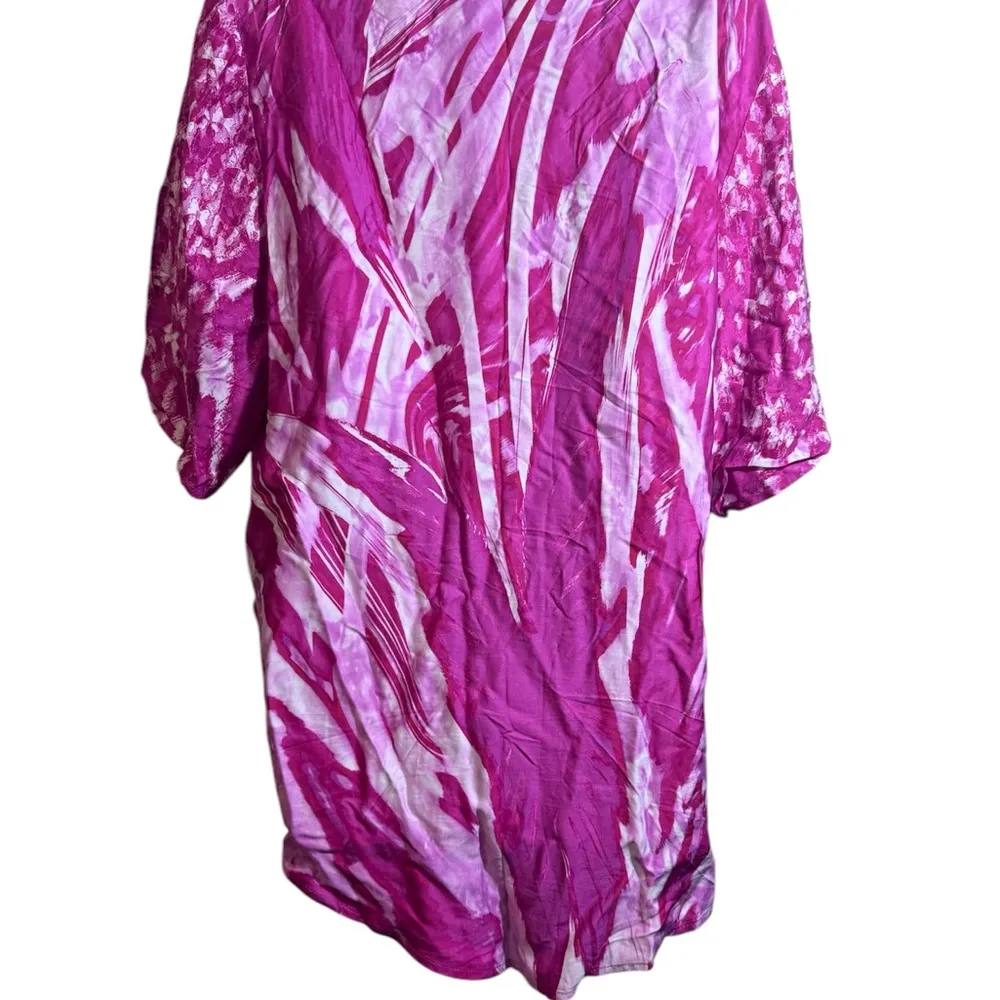 Collina Strada Vibrant Pink Butterflies Button - Image 2