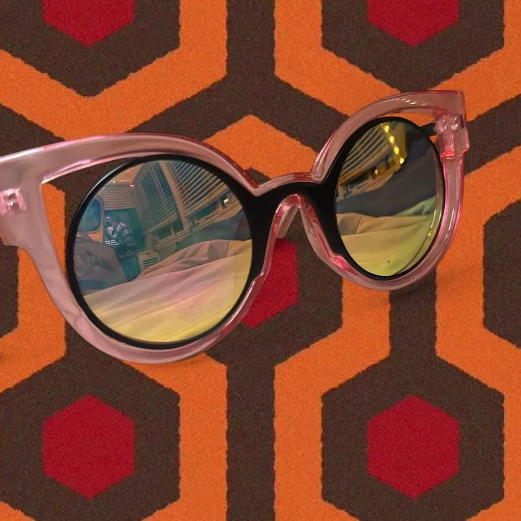 Pink Clear Cat Eye Metallic Tint Sunglasses - Image 4