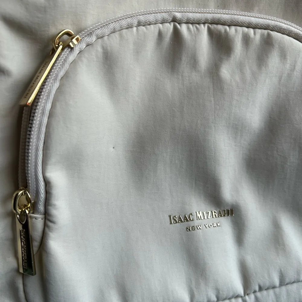 Isaac Mizrahi Backpack with cooler pocket - Image 3